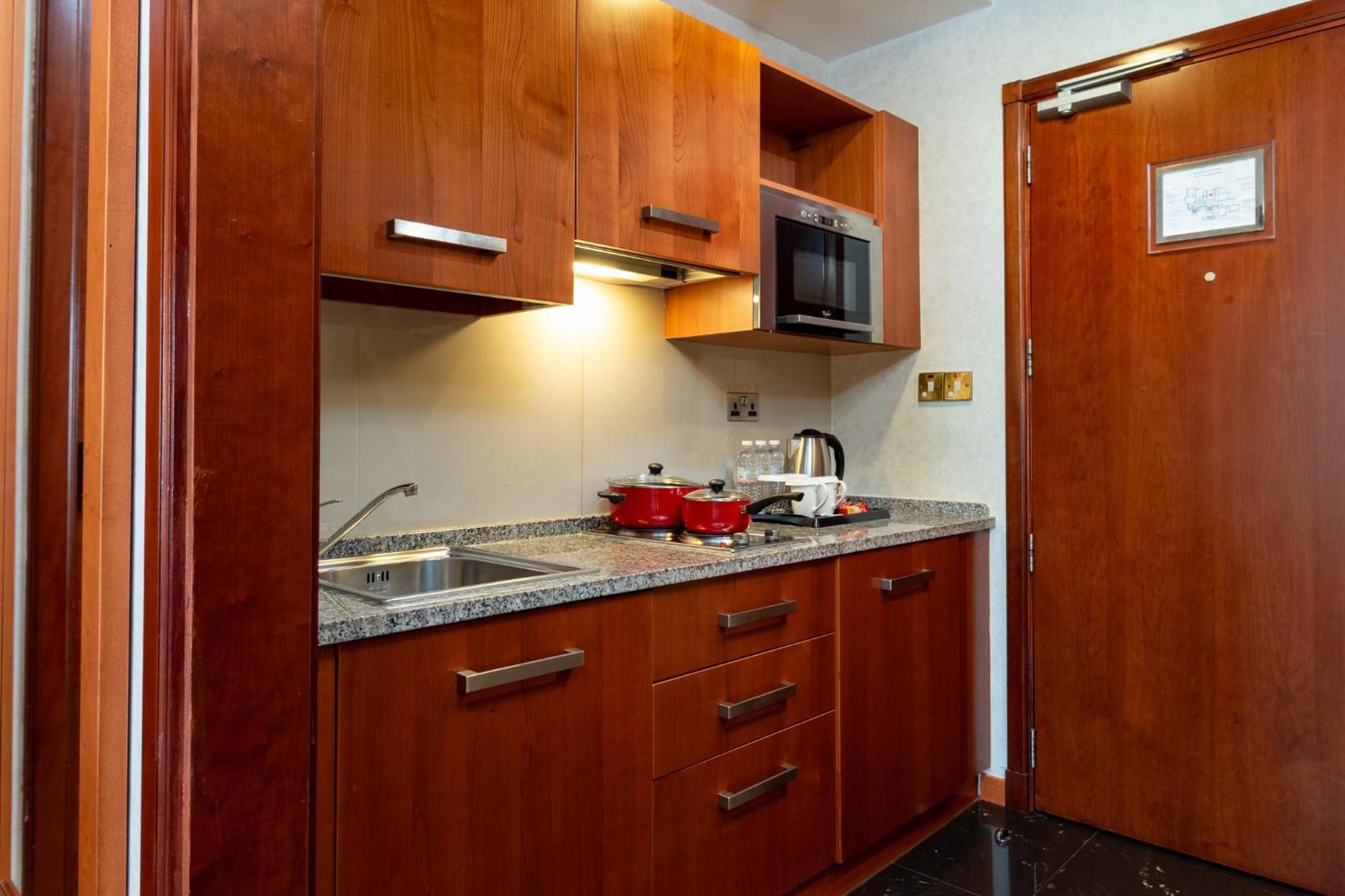 Holiday Inn - Suites Kuwait Salmiya By Ihg Κουβέιτ Εξωτερικό φωτογραφία